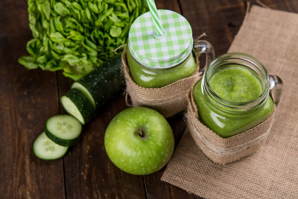Green kale apple juice Green kale apple juice